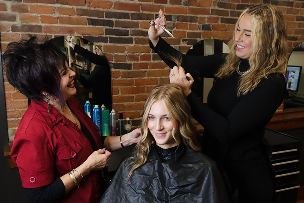 Cosmetology Arts & Science Instructor Icon